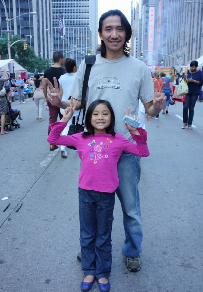 DSC00054NYCZoeSamPic