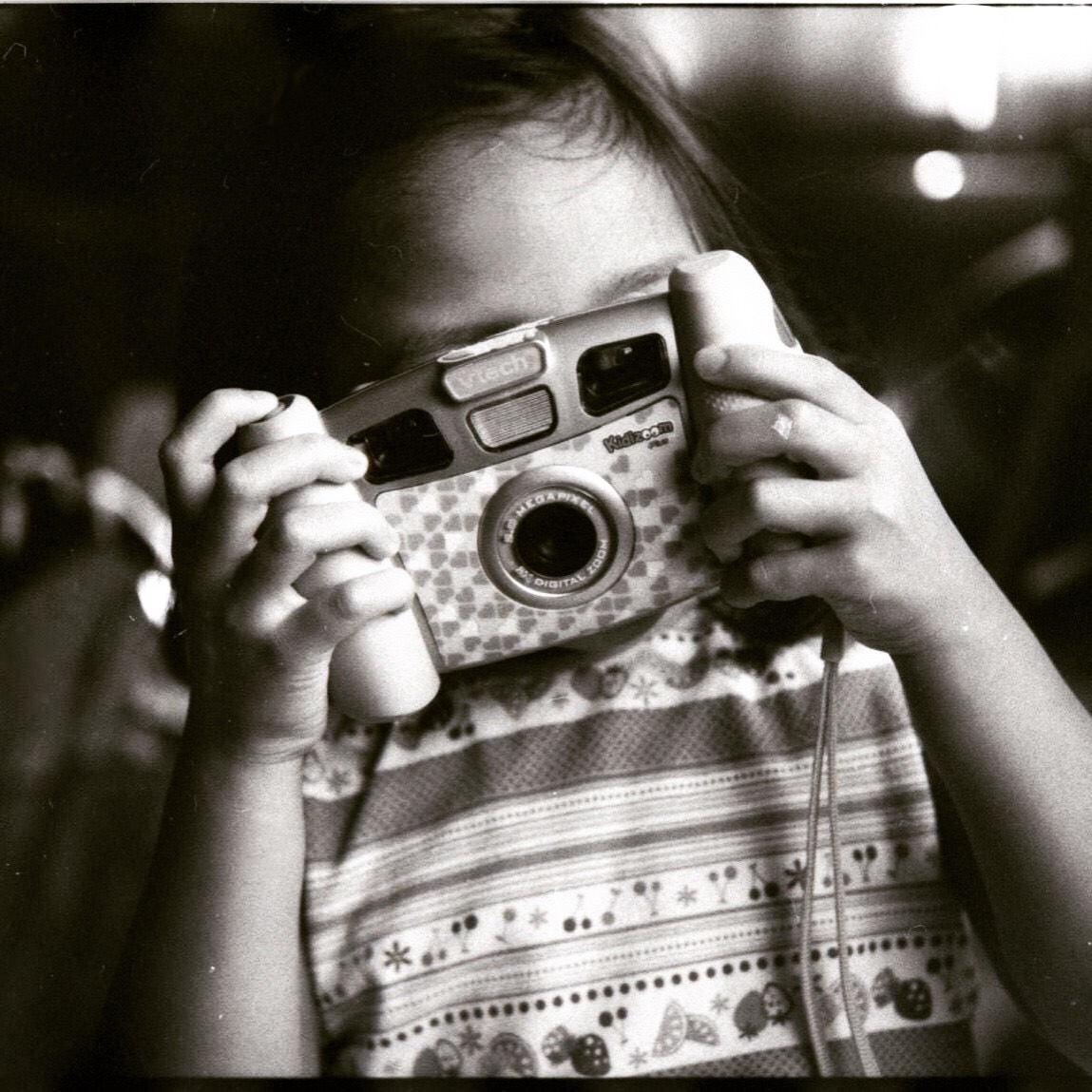 FBF: “V-Tech” Contax Aria & 45mm f/2.8 Zeiss Tessar – Camera Legend